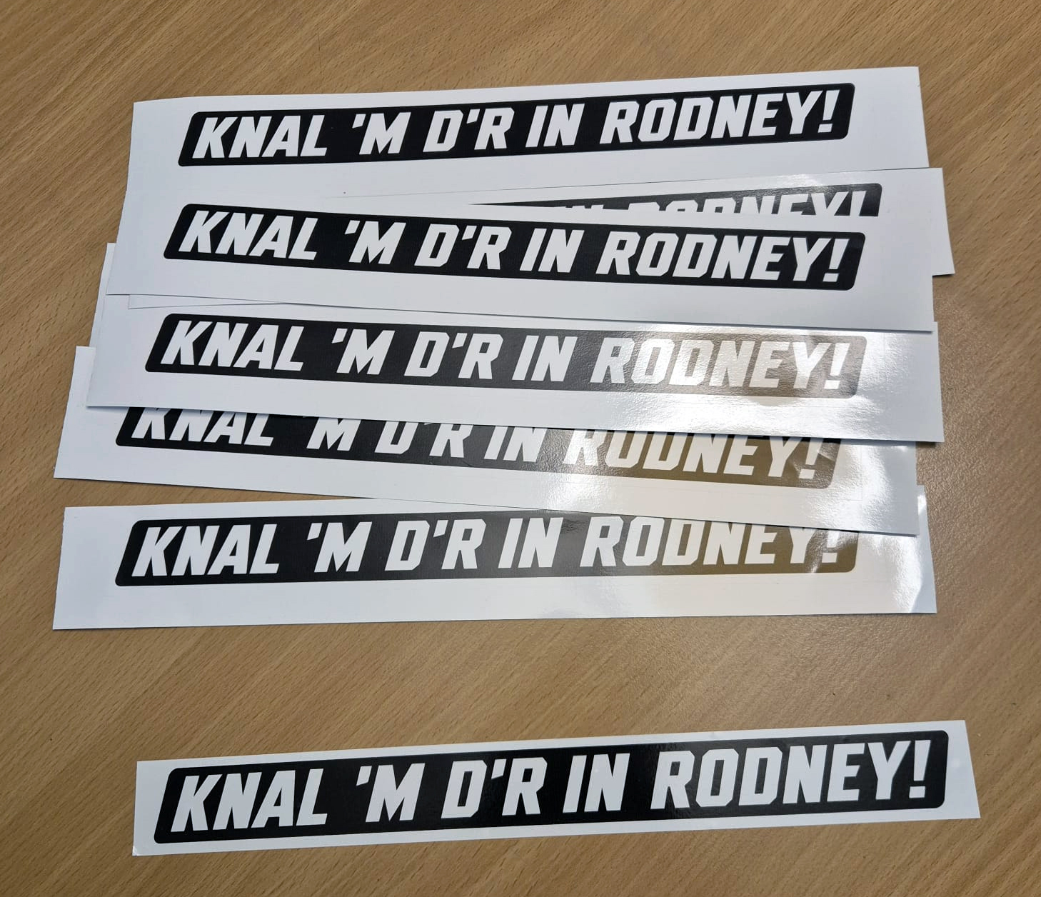 Knal 'm d'r in Rodney Sticker 30 x 3 cm - Afbeelding 2